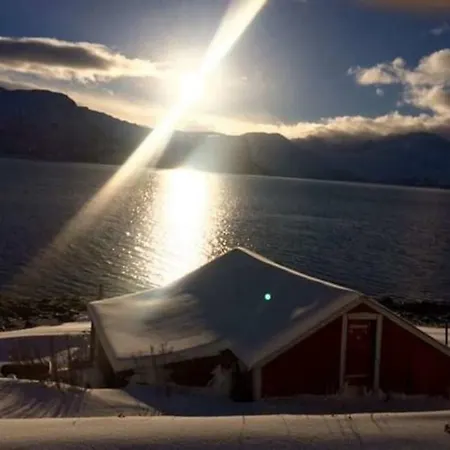House By The Ocean With Beautiful View Feriehus *